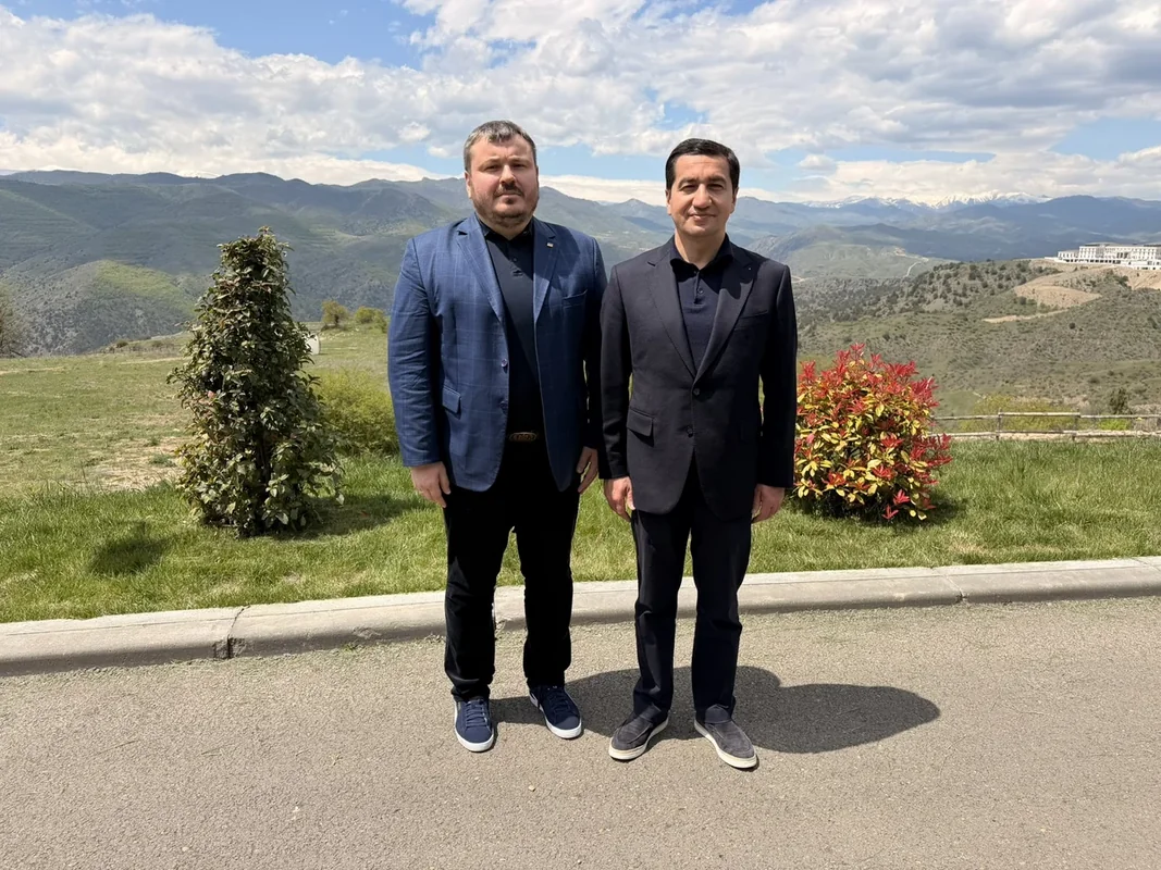 Yuri Qusev: Qarabağdakı sürətli bərpa işləri Ukrayna üçün nümunə ola bilər
