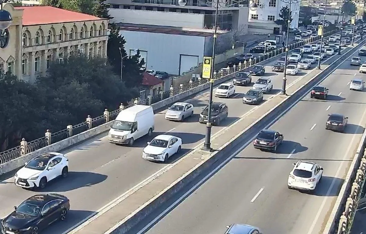 Bakı həftəyə tıxacla başladı - SİYAHI
