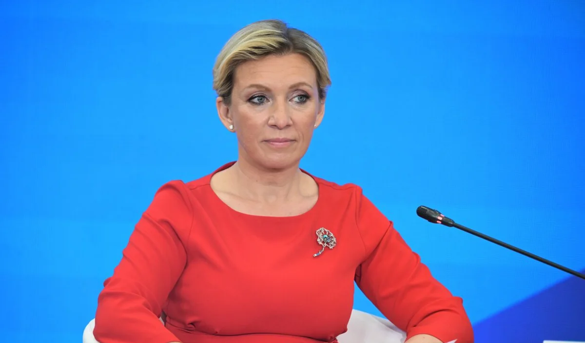 Zaxarova toyundan danışdı: Dördümüz idik