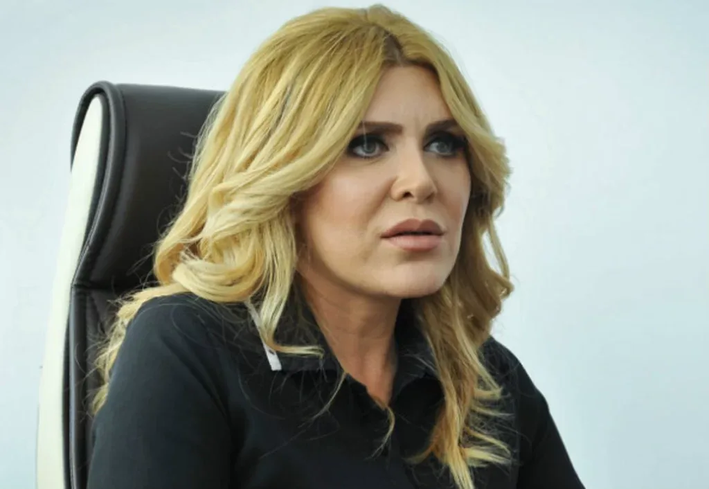 Xoşqədəmdən duyğu dolu paylaşım - Arda və Arın...