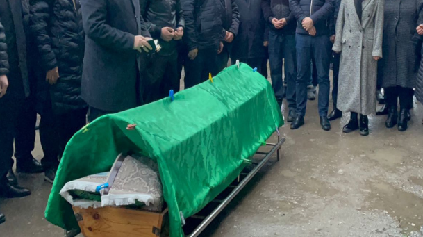 Göyçayda şəhid qardaşı dünyasını dəyişib