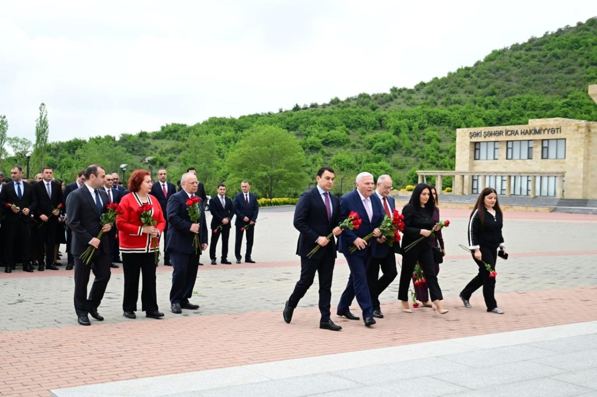 “Ümummilli Lider Heydər Əliyev və Azərbaycanın mədəniyyət dəyərləri” mövzusunda tədbir keçirildi - FOTOLAR