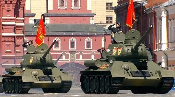 Çindən gözlənilməz qərar: Moskvadakı paradda...