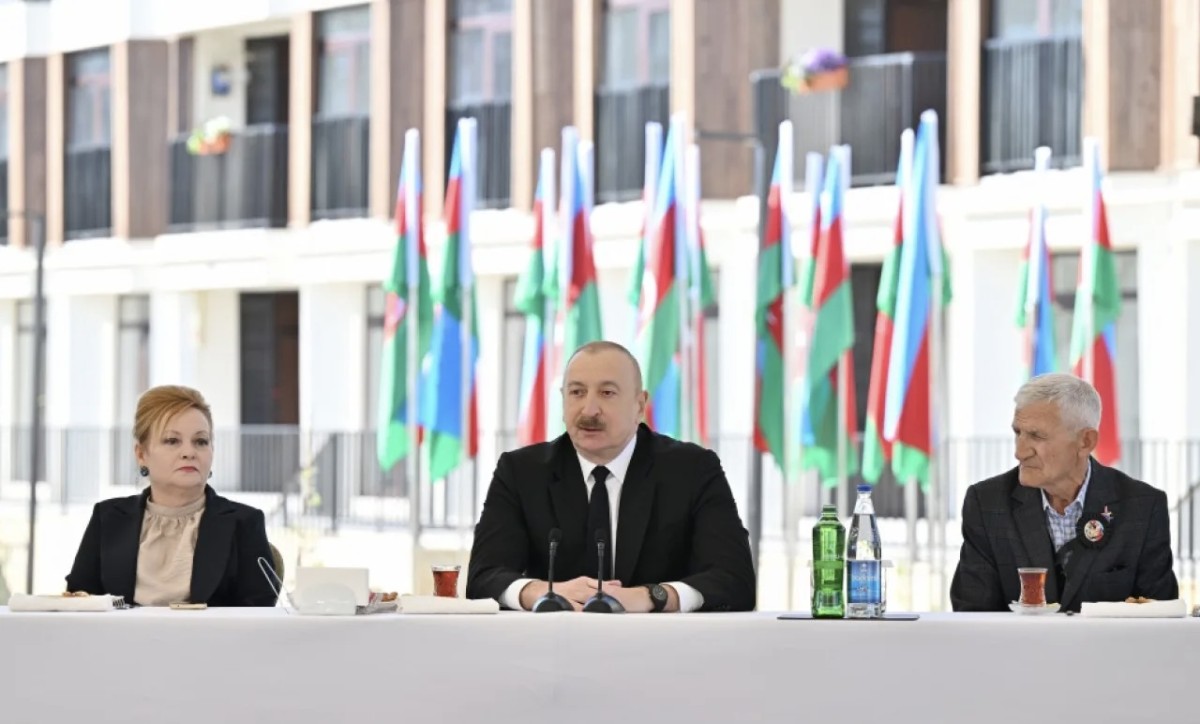 “Şuşa əldən gedərsə, başıma güllə çaxaram” deyən namərd orada-burada sülənir” - Prezident