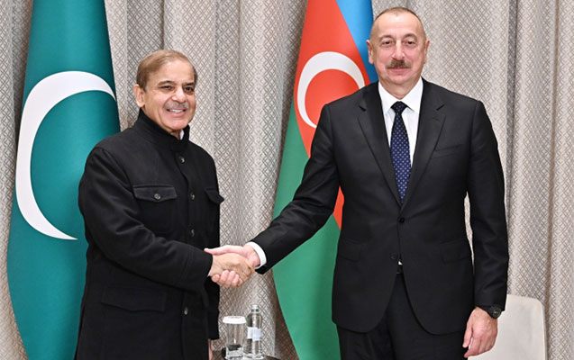 İlham Əliyev Şahbaz Şəriflə telefon danışığı apardı