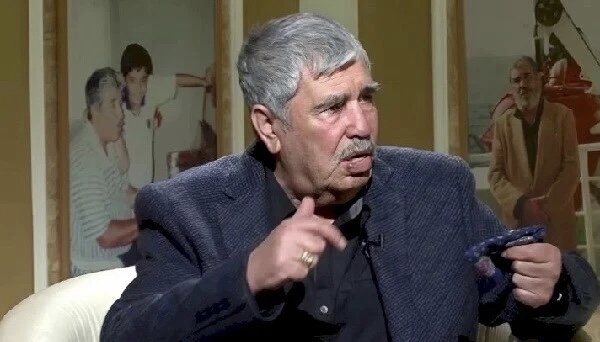 Məşhur şairin xəstəxanaya borcu ödənildi