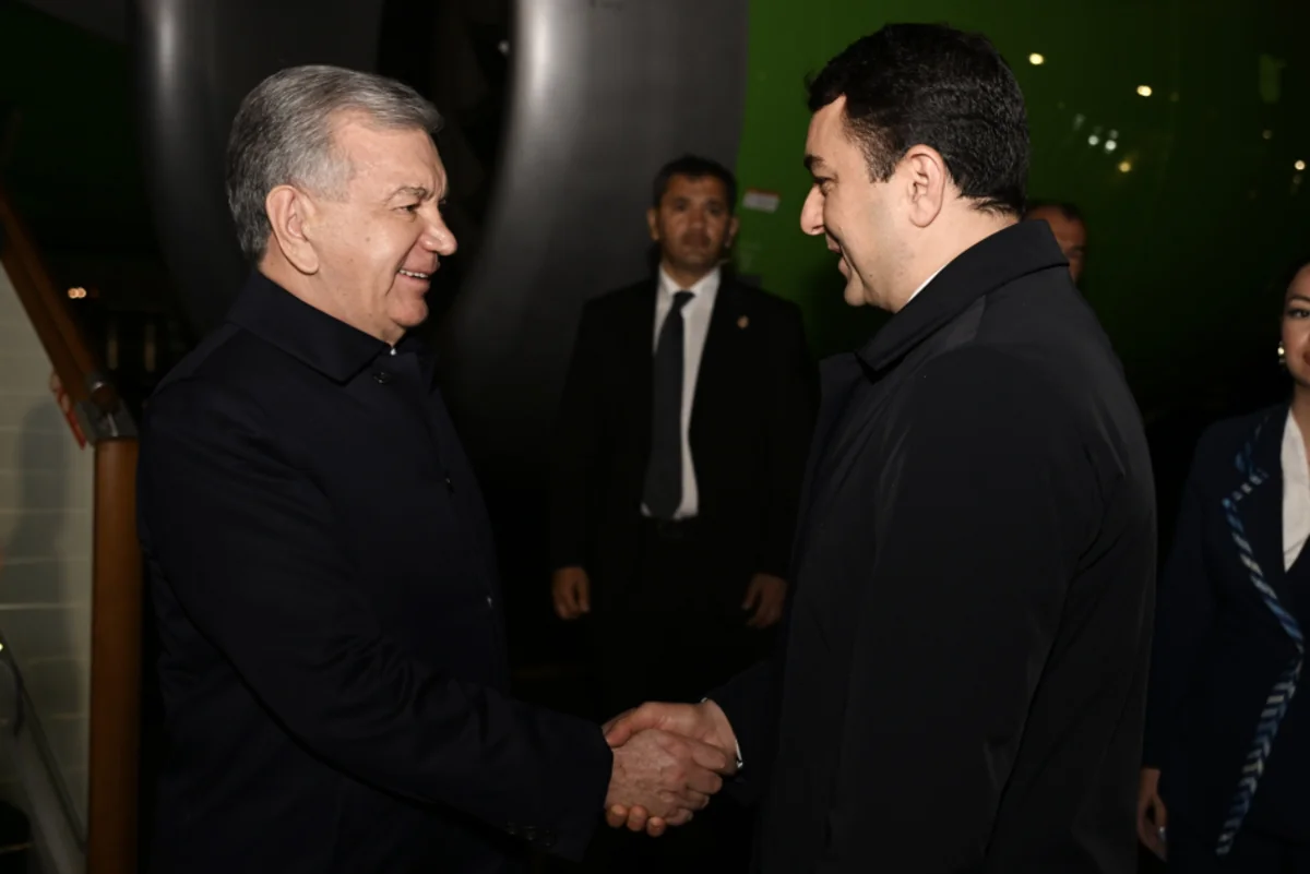 Özbəkistan Prezidenti Azərbaycana səfərə gəlib - FOTO