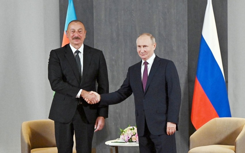 Putin Azərbaycan xalqını təbrik etdi