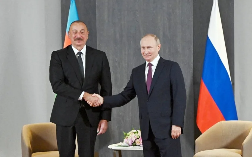 Putin Azərbaycan xalqını təbrik etdi