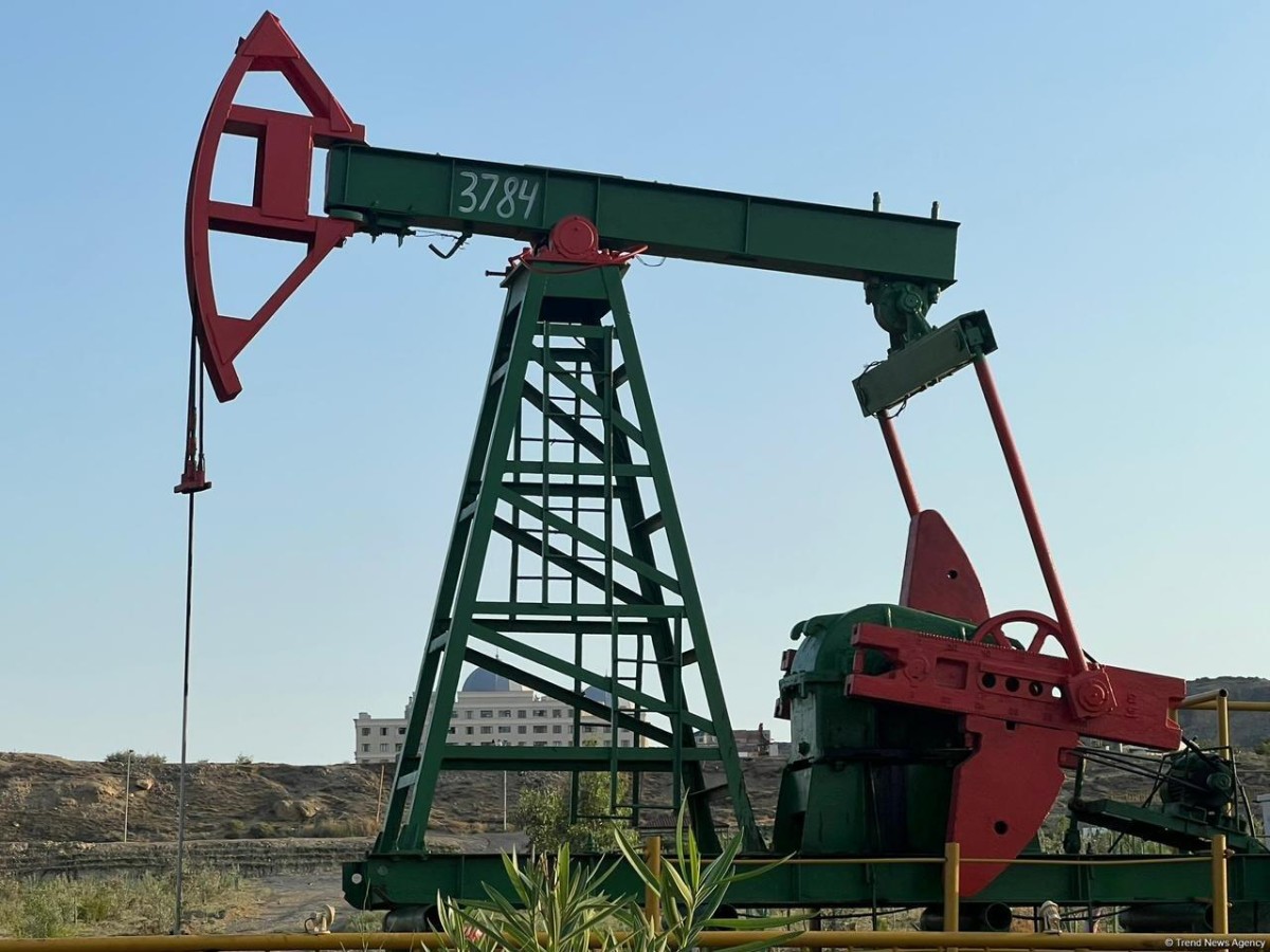 Brent markalı neft ucuzlaşdı