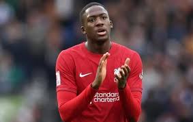 Konate Liverpuldan gedir