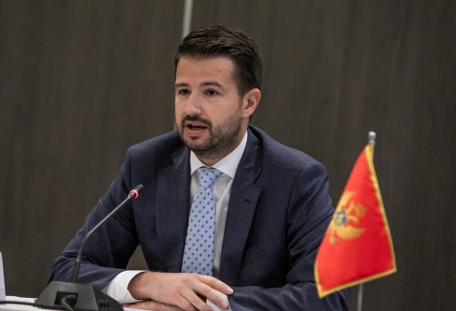 Milatoviç Prezidenti təbrik etdi
