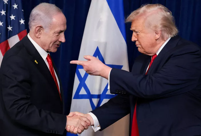 Trampdan Netanyahuya SƏRT “ŞİLLƏ”: “Sən tamamilə dəlisən”