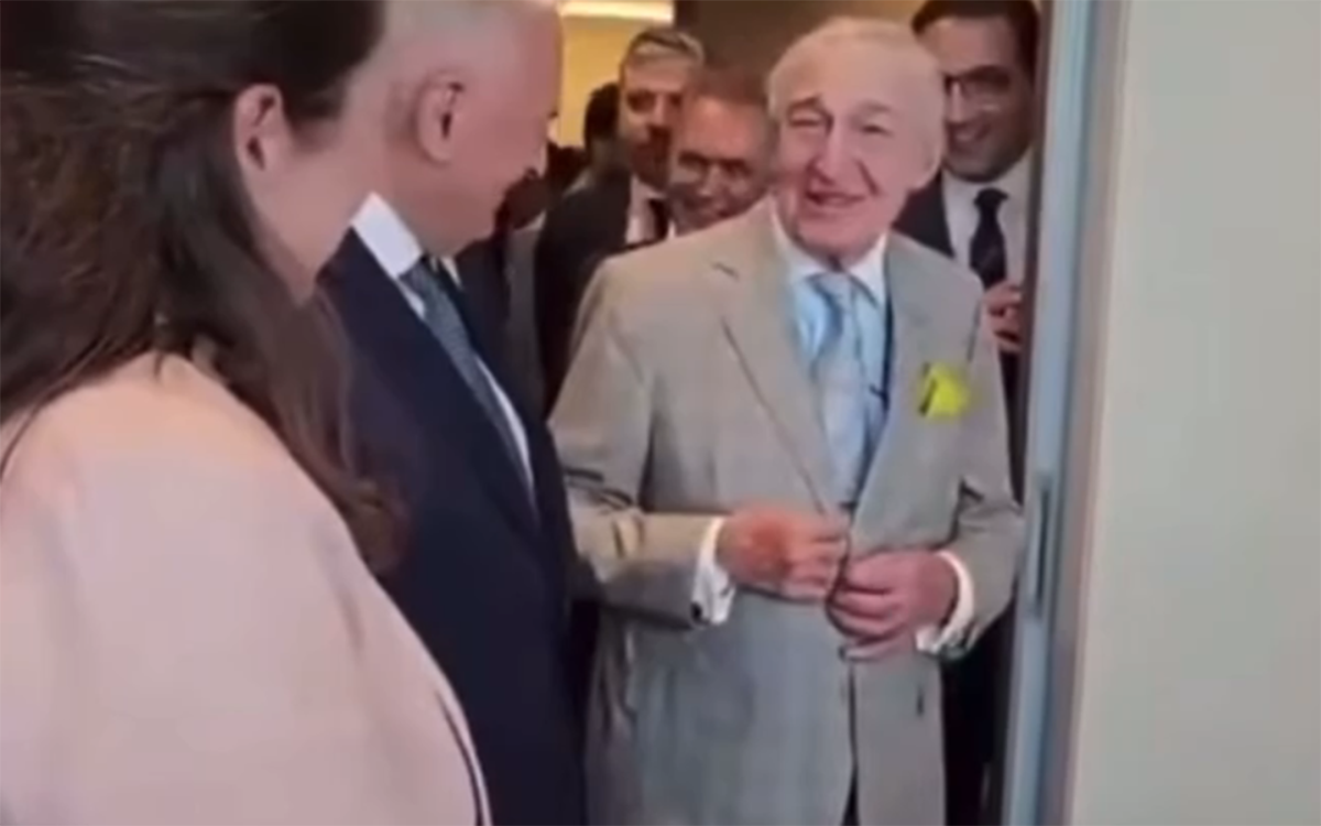 Kürd qadın haqda lətifəsi başına bəla oldu 