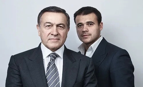 Emin ilk dəfə atasının ikinci evliliyindən DANIŞDI