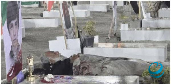 Aylardır ki, oğlunun qəbrinin yanında yatır - FOTOLAR