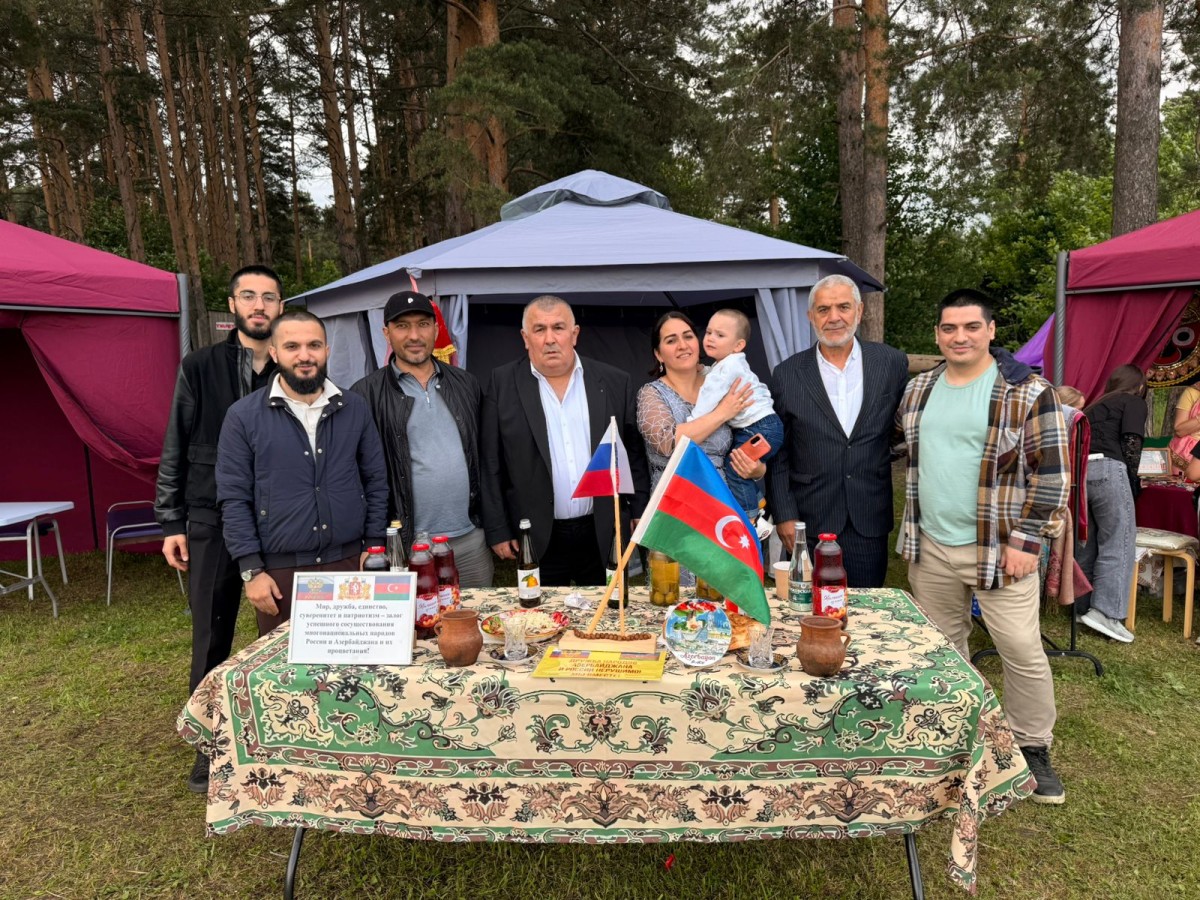 Uralda Azərbaycan mətbəxinin uğuru - FOTOLAR