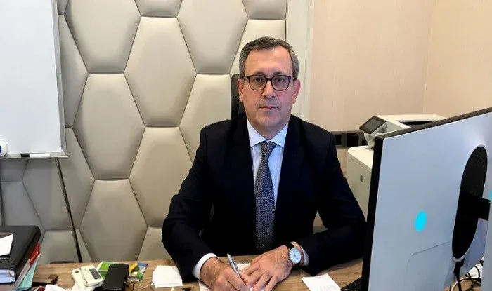 Eynulla Fətullayevin saytını alan Adəm İsmayılov kimdir?
