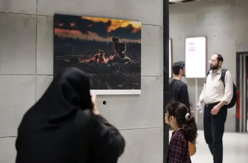 Tehranda ABŞ və İsrail hücumlarına həsr olunan fotosərgi açılıb