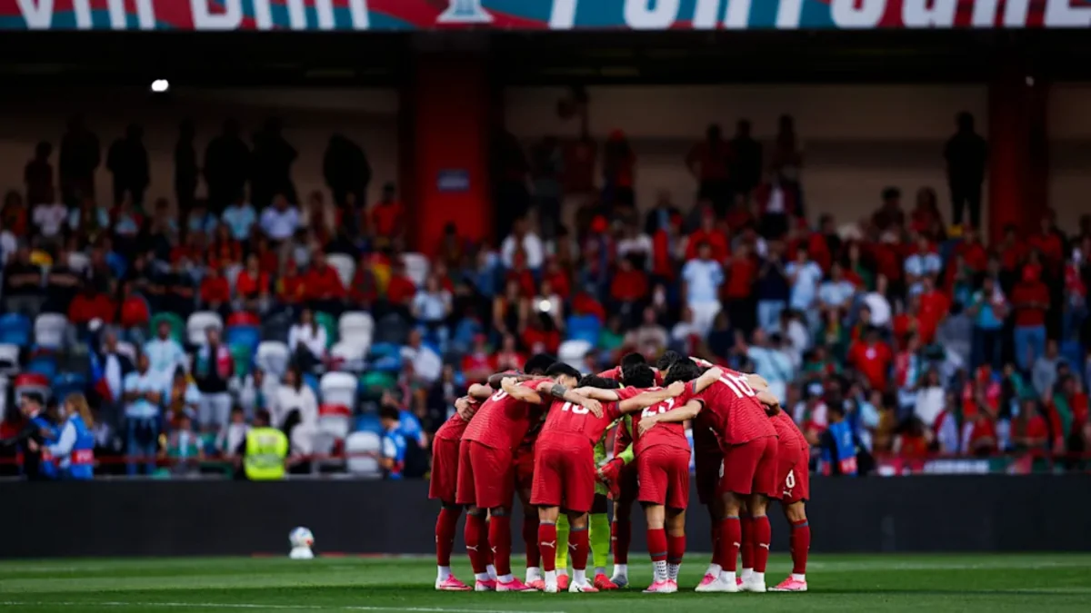 Futbol azarkeşi oyun öncəsi vəfat etdi