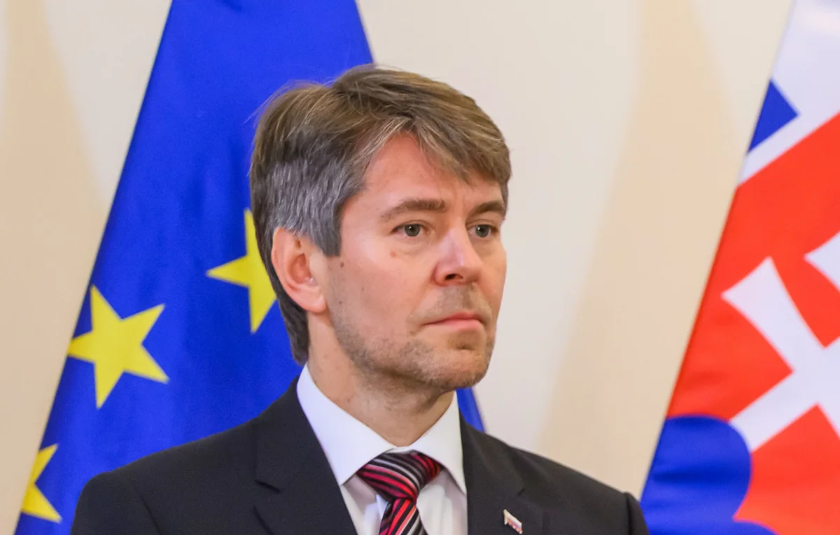 Eştok Azərbaycanda səfərdədir