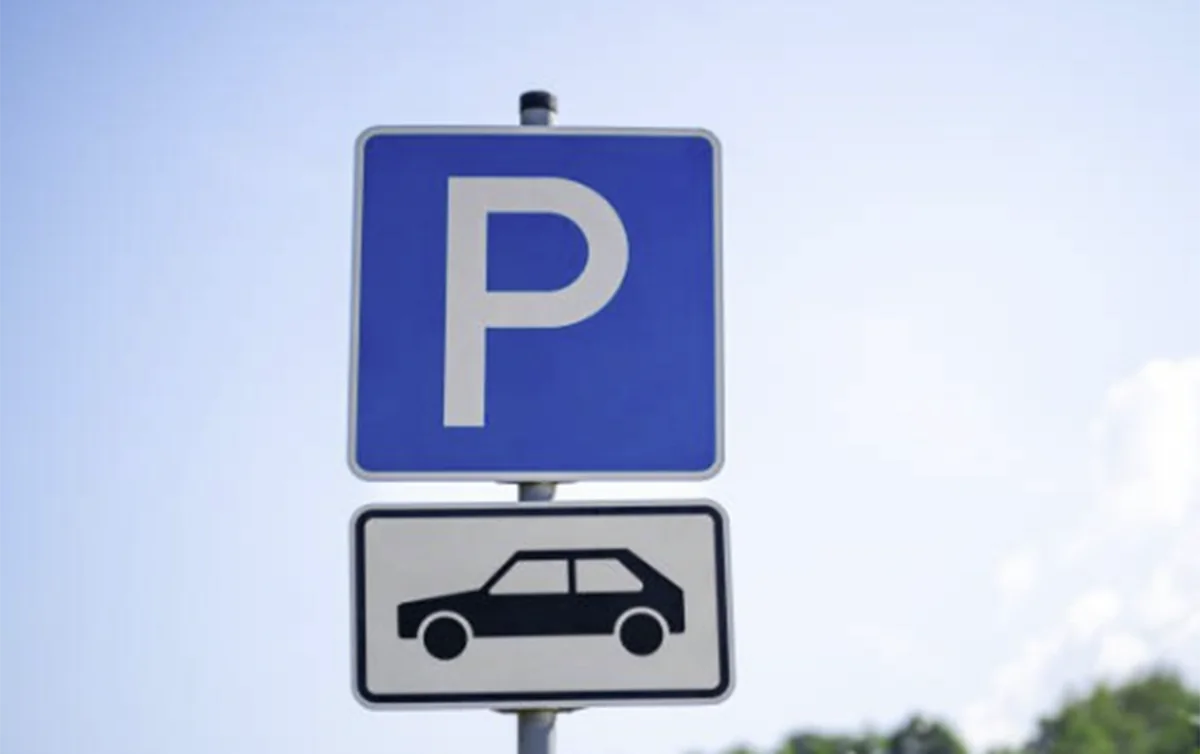 Bu ərazidə maşın park edənlər...