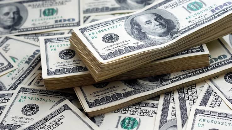 Dollar almaq istəyənlərə - VACİB XƏBƏR