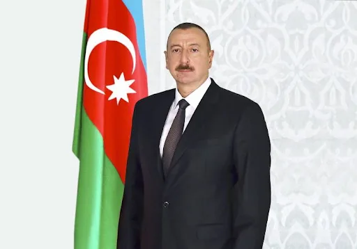 Prezident səhiyyə işçilərini təltif etdi