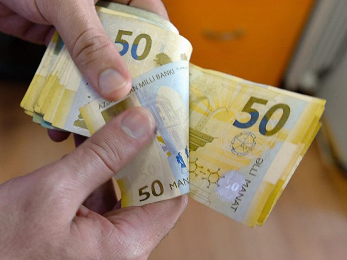 Azərbaycanda ən yüksək maaş alanlar kimlərdir? - 5189 manat