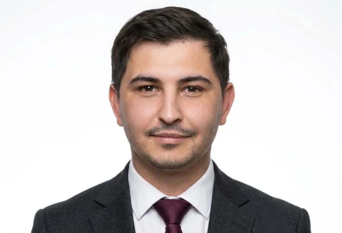 Səbaildə DƏYİŞİKLİK - Prezident odur