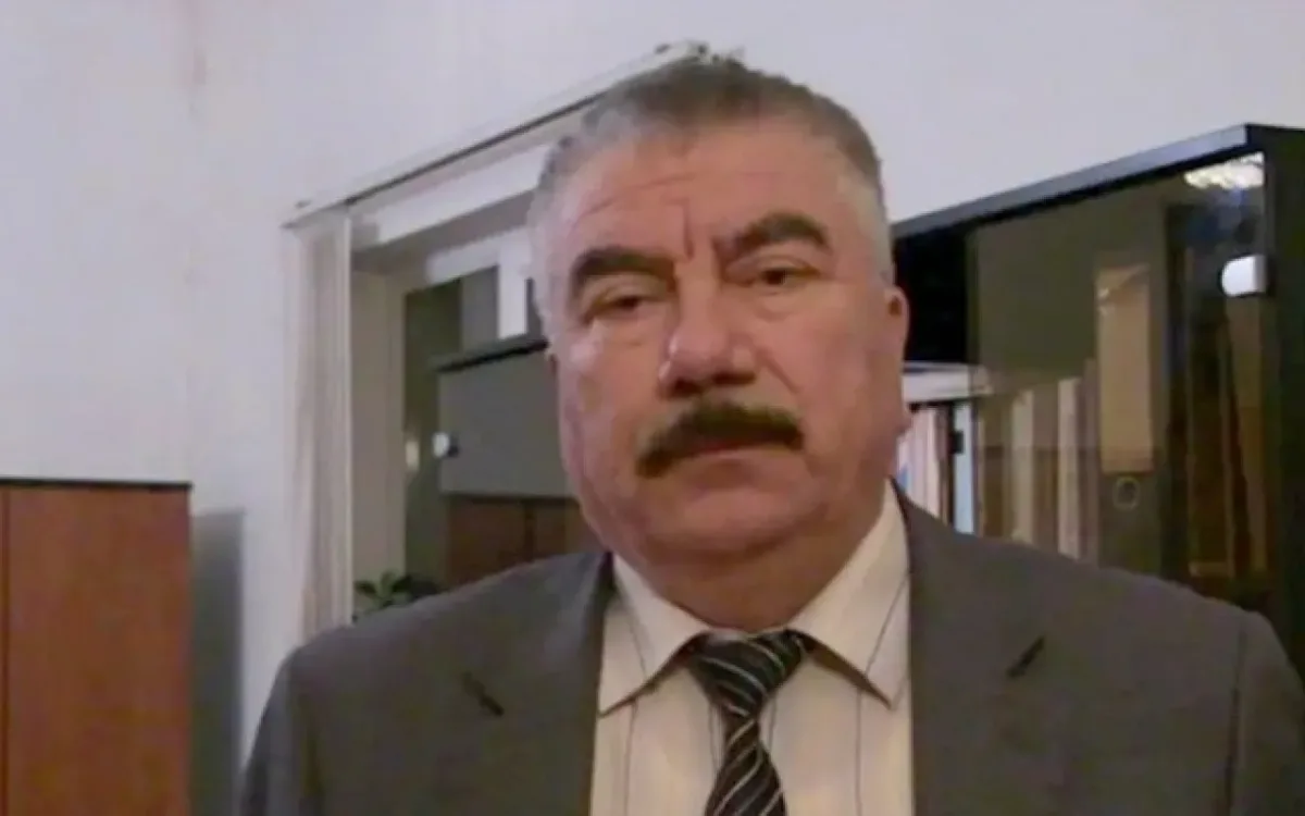Keçmiş vəkil hakim qarşısında