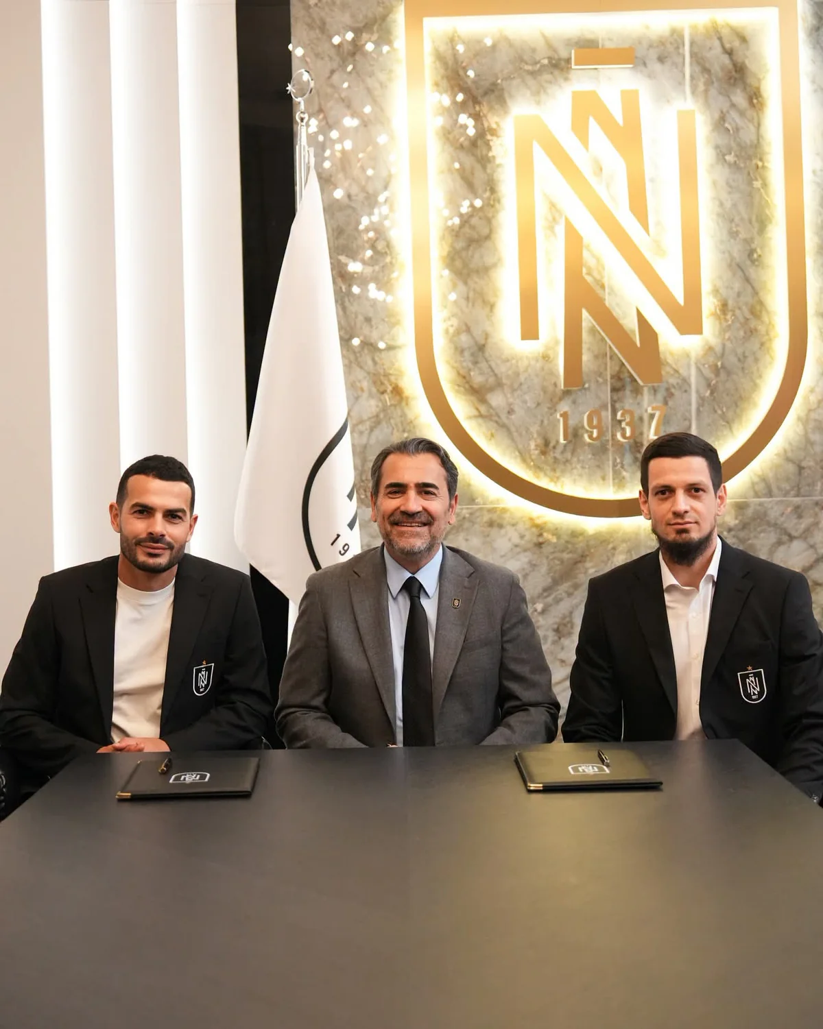 Neftçi bu futbolçularla müqavilənin müddətini uzatdı