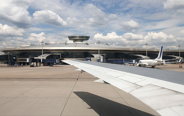 Bu aeroportlara uçuş dayandırıldı - Rusiyada