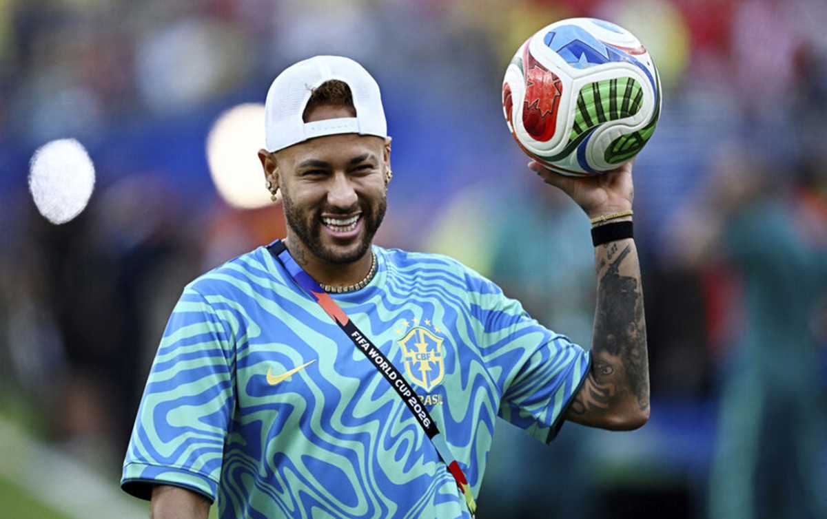 Neymar DÇ-də tam heyətlə ilk məşqə çıxıb