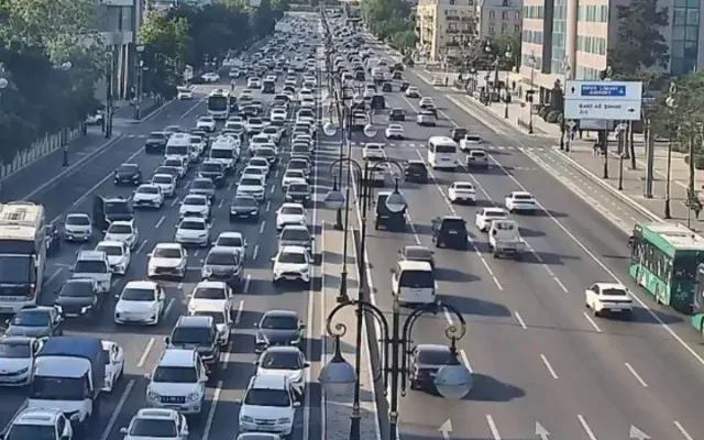 Bu yollarda sıxlıq var - SİYAHI