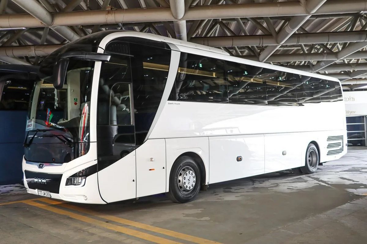 Müntəzəm avtobus xətləri satılır