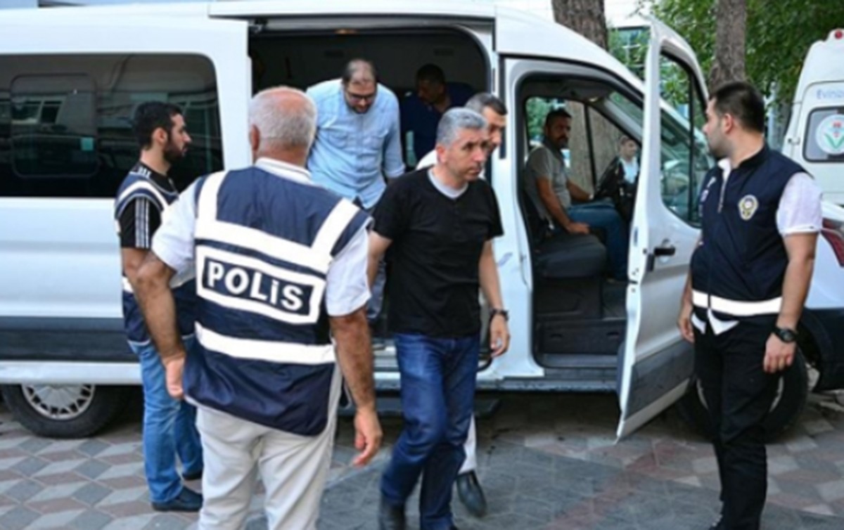 FETÖ-yə qarşı növbəti əməliyyat - 128 nəfər həbs edildi