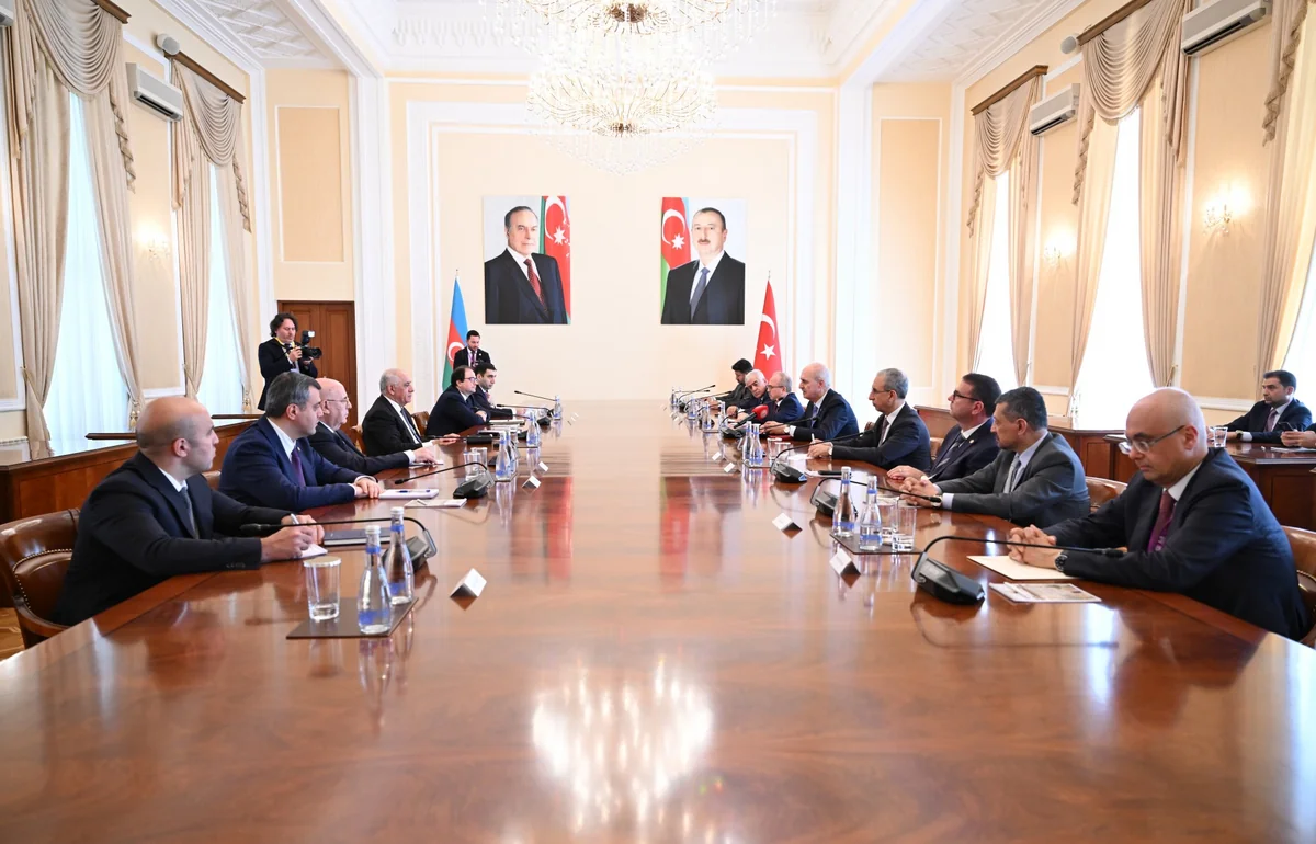 Əli Əsədov TBMM sədri Numan Kurtulmuşla görüşüb