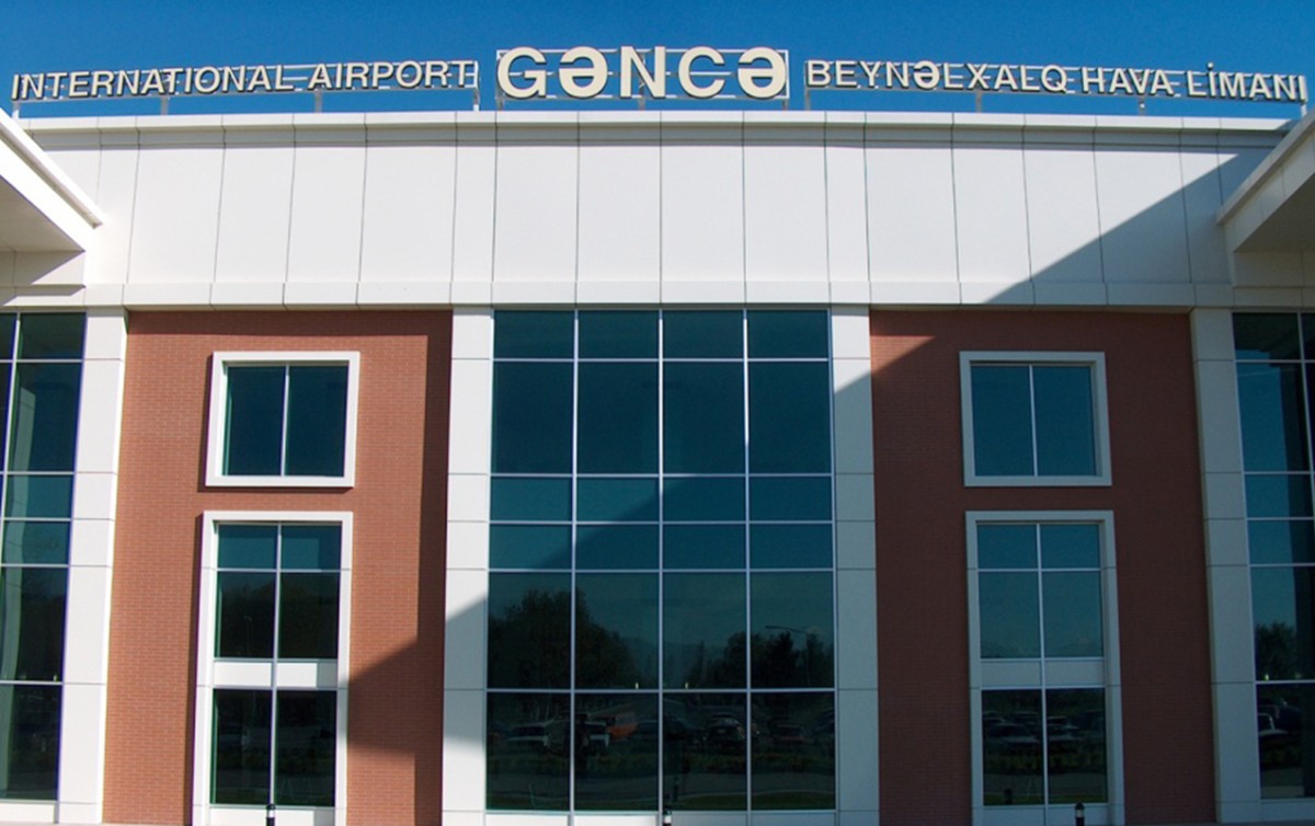 Gəncə aeroportunun direktoru işdən çıxarıldı