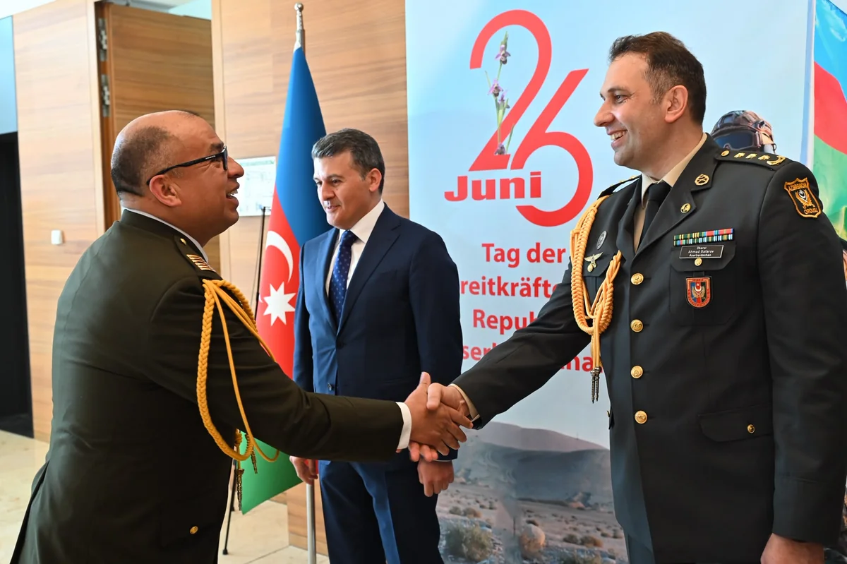 Silahlı Qüvvələr Günü Berlində qeyd olundu