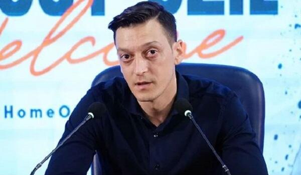 Türkiyə futbolunda Məsud Özil dövrü başlayır