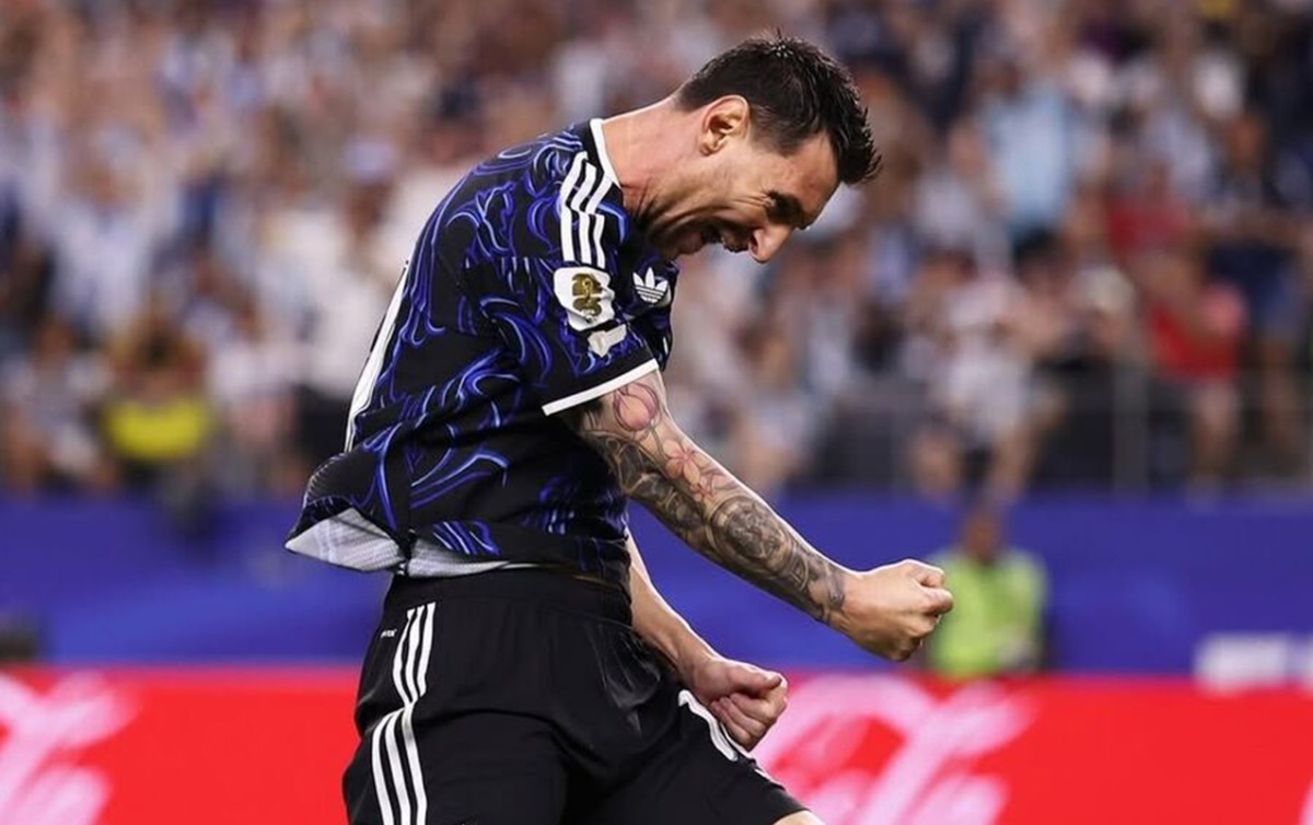 Messi DÇ-nin bombardiri oldu