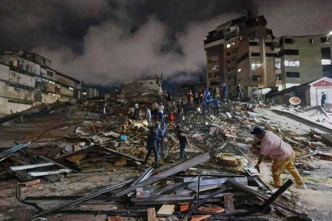 Venesuelada zəlzələdən sonra 60 min bina dağılıb
