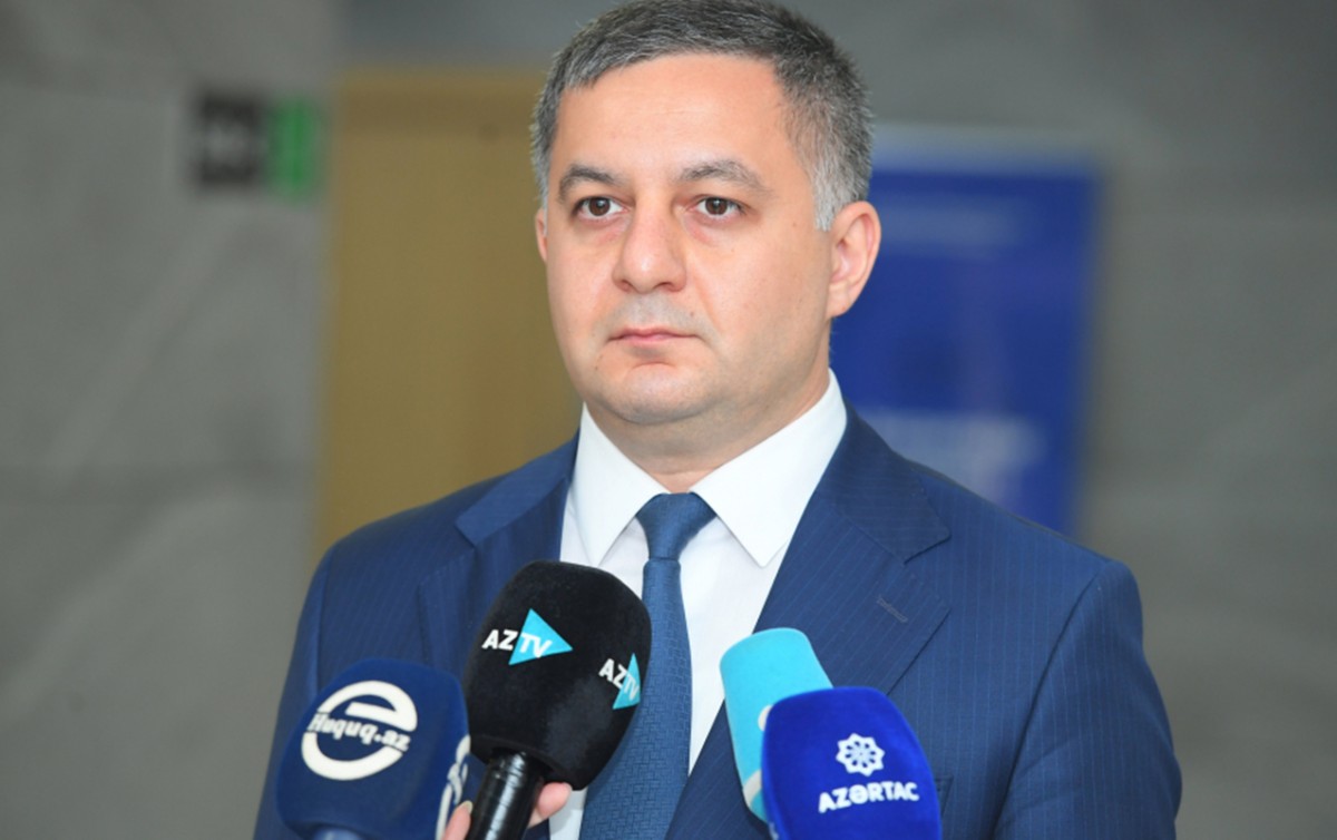 Azərbaycanda neçə hakim var?