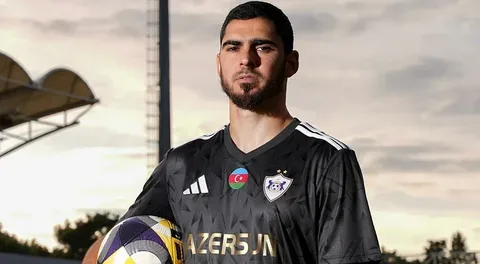 “Qarabağ”dan ayrılan oyunçu Rusiyaya gedir?