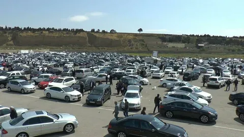 Maşınlar maya dəyərindən də aşağı düşdü