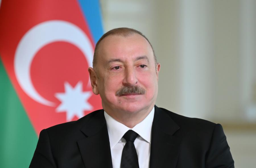 Bunun bünövrəsində Birinci Türkoloji Qurultayın vaxtilə irəli sürdüyü mütərəqqi fikirlər dayanır - Prezident