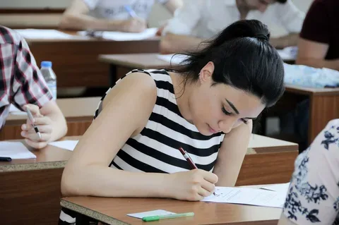 Tələbələrin yerdəyişməsi üzrə sənəd qəbuluna başlanılır - BU TARİXDƏ