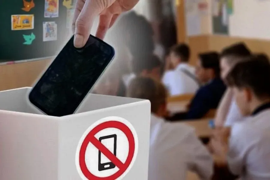 Məktəblərdə telefon dövrü bitir? -Yeni qaydalar nəyi dəyişəcək?