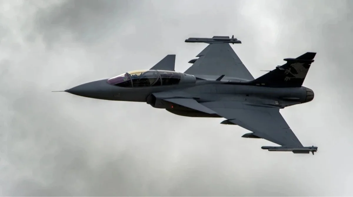 Ukrayna İsveçdən 16 ədəd Gripen E qırıcı təyyarəsi alacaq